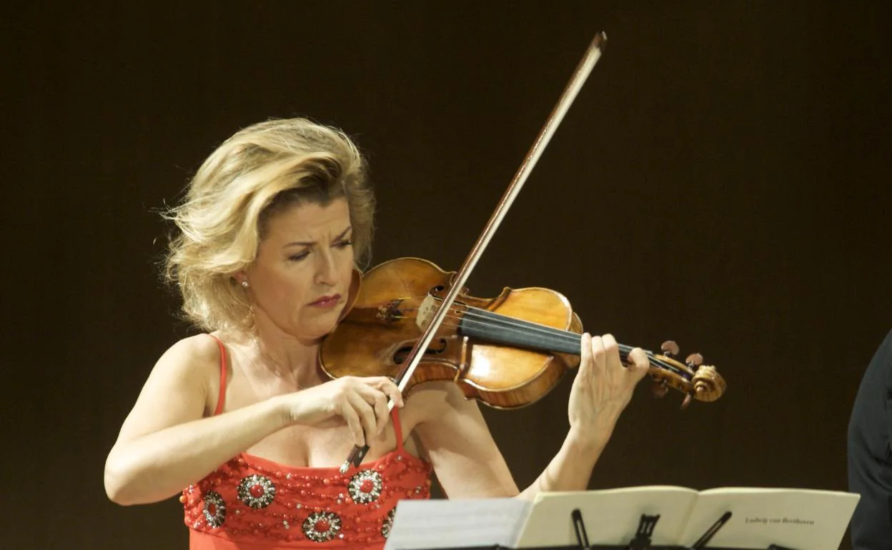 La violinista Anne Sophie Mutter vuelve al Festival con su trío. 