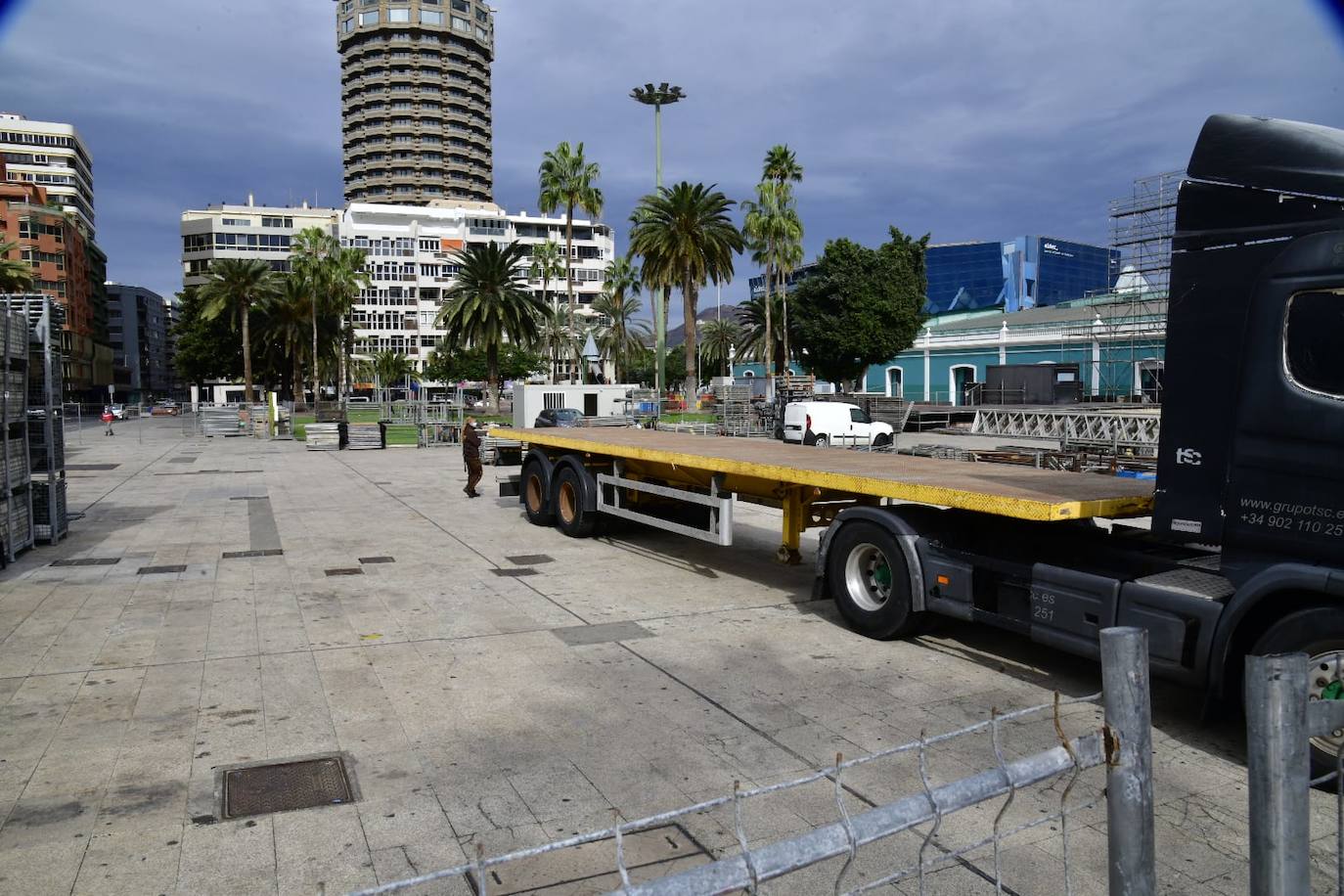 Fotos: El escenario del carnaval toma forma a un mes del arranque
