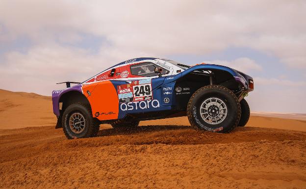 El equipo español Astara Team utuliza e-fuel en el Dakar