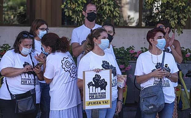 El personal temporal, en una manifestación. 