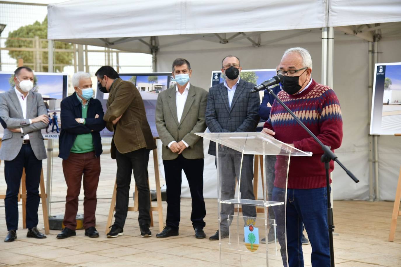 Fotos: Primera piedra del local social de Casa Pastores
