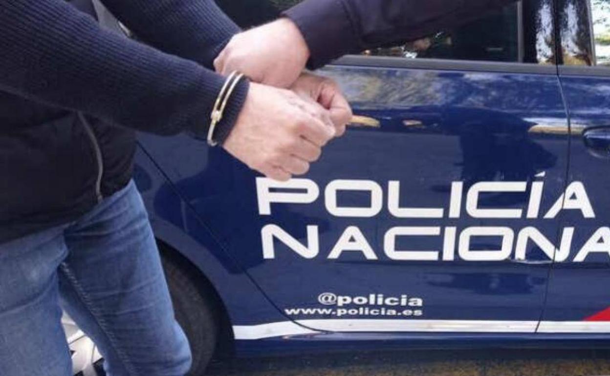 Detenido en Santa Cruz por acoso reiterado a una mujer 30 años más joven