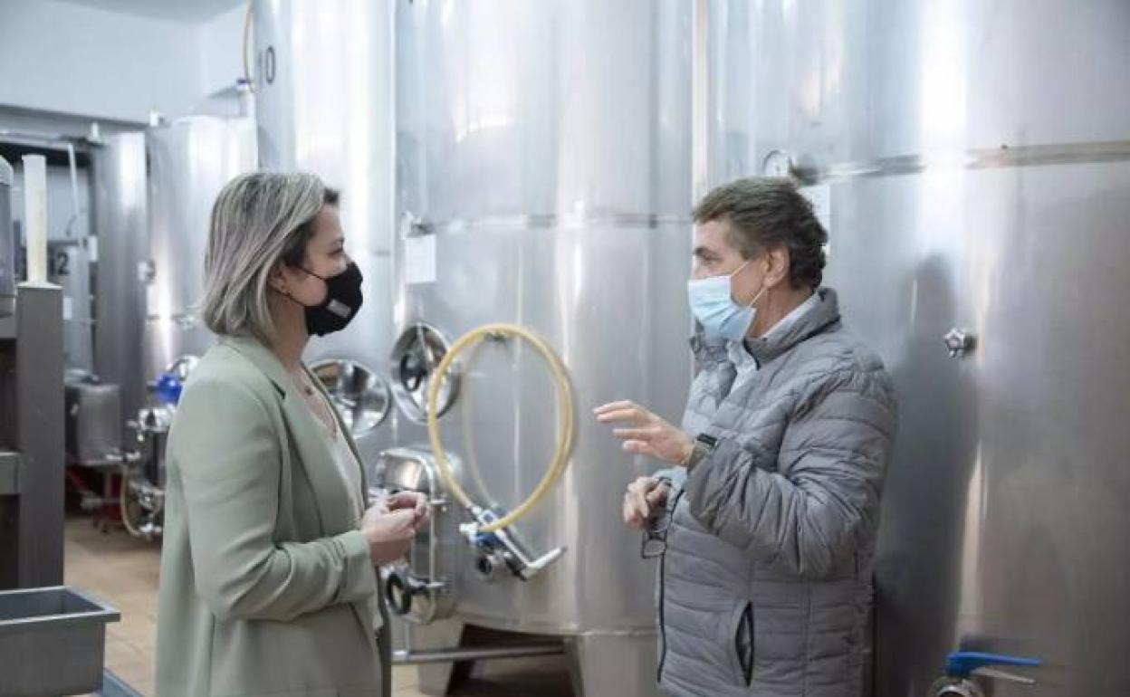 El Gobierno concede 2,7 millones a bodegas afectadas por la pandemia