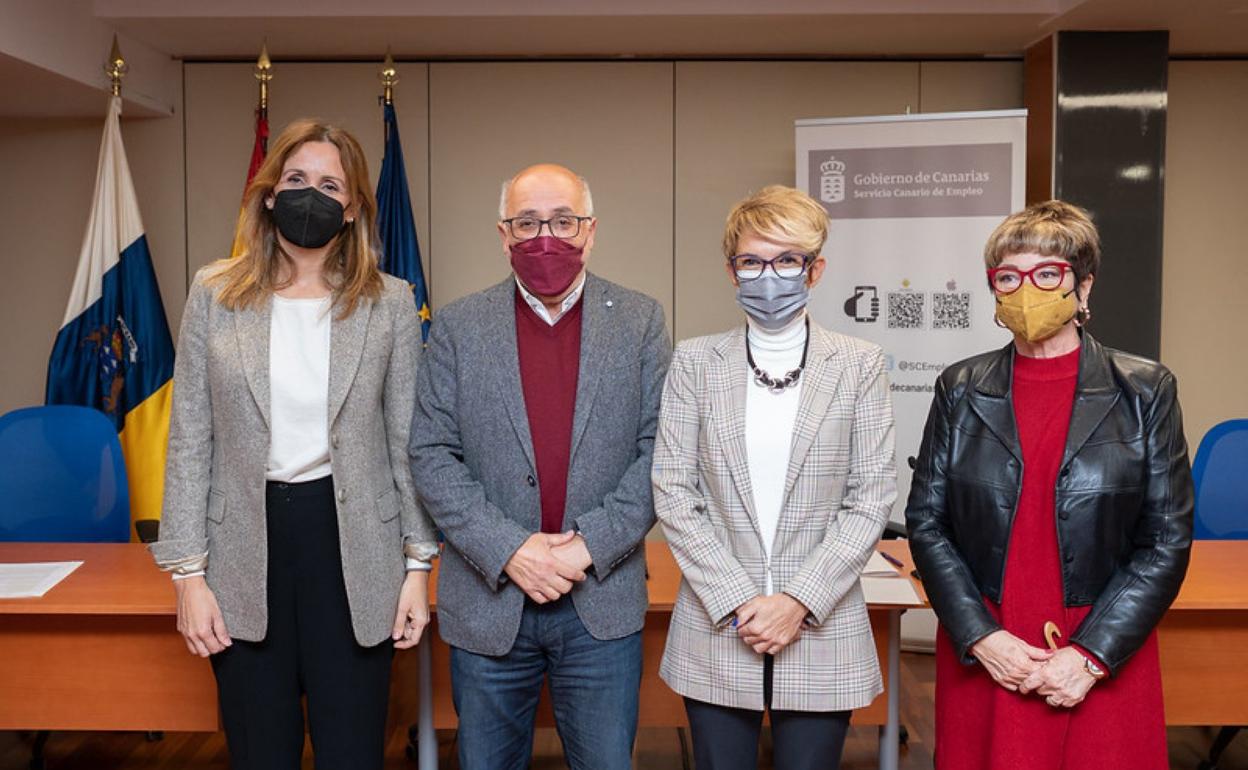 De izquierda a derecha, Irigoyen, Morales, Máñez y Gil, juntos en la presentación de esta iniciativa. 