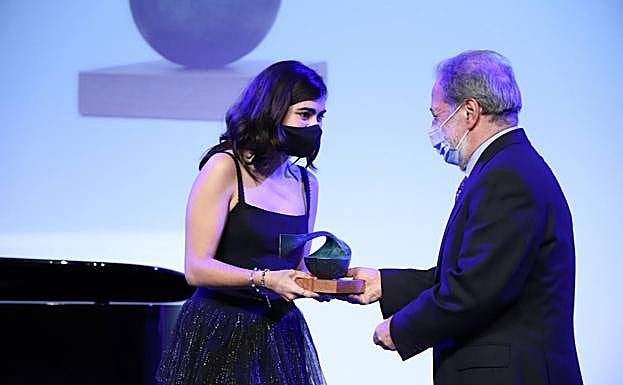 La Fundación CajaCanarias activa el plazo de presentación a sus Premios 2022