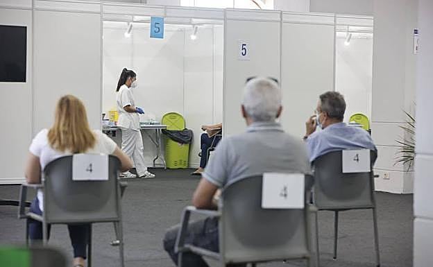 El 81,91% de la población diana de Canarias, inmunizada con pauta completa