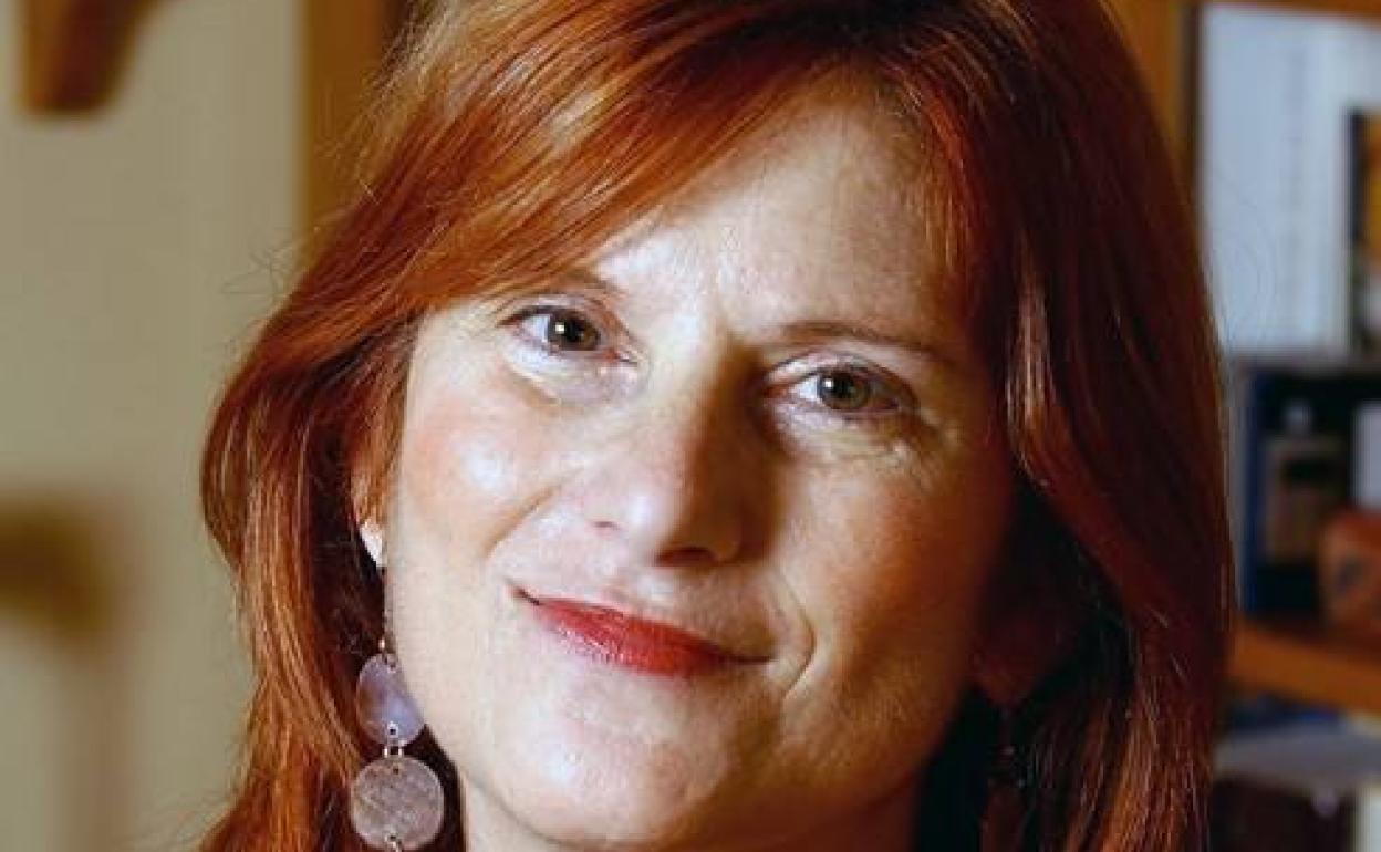 Dolores Campos-Herrero. 