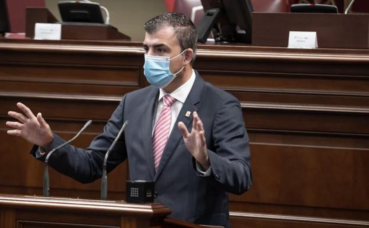 El líder del PP canario: «Todos debemos hacer cesiones»