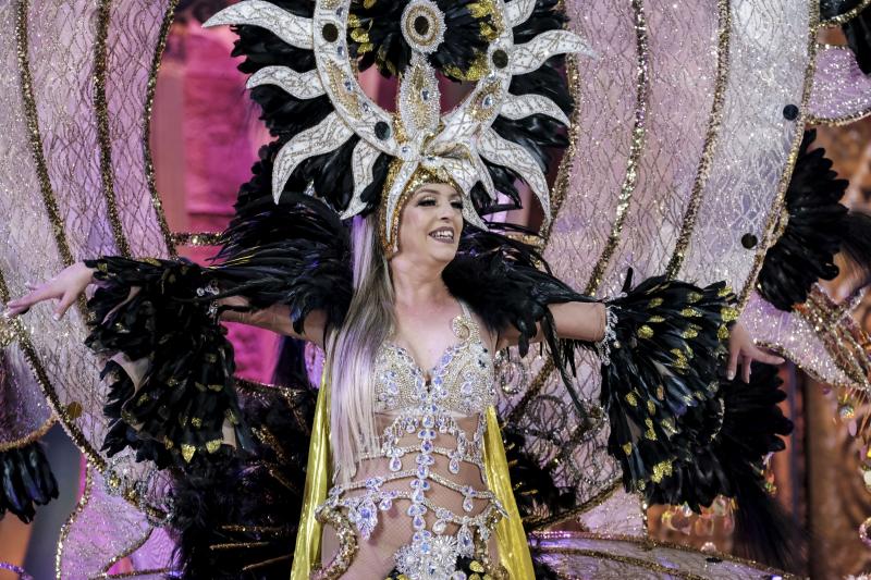 DISTRITO PUERTO, CANTERAS presentó a Lourdes Coello Álvarez que lucirá un diseño de Willie Díaz