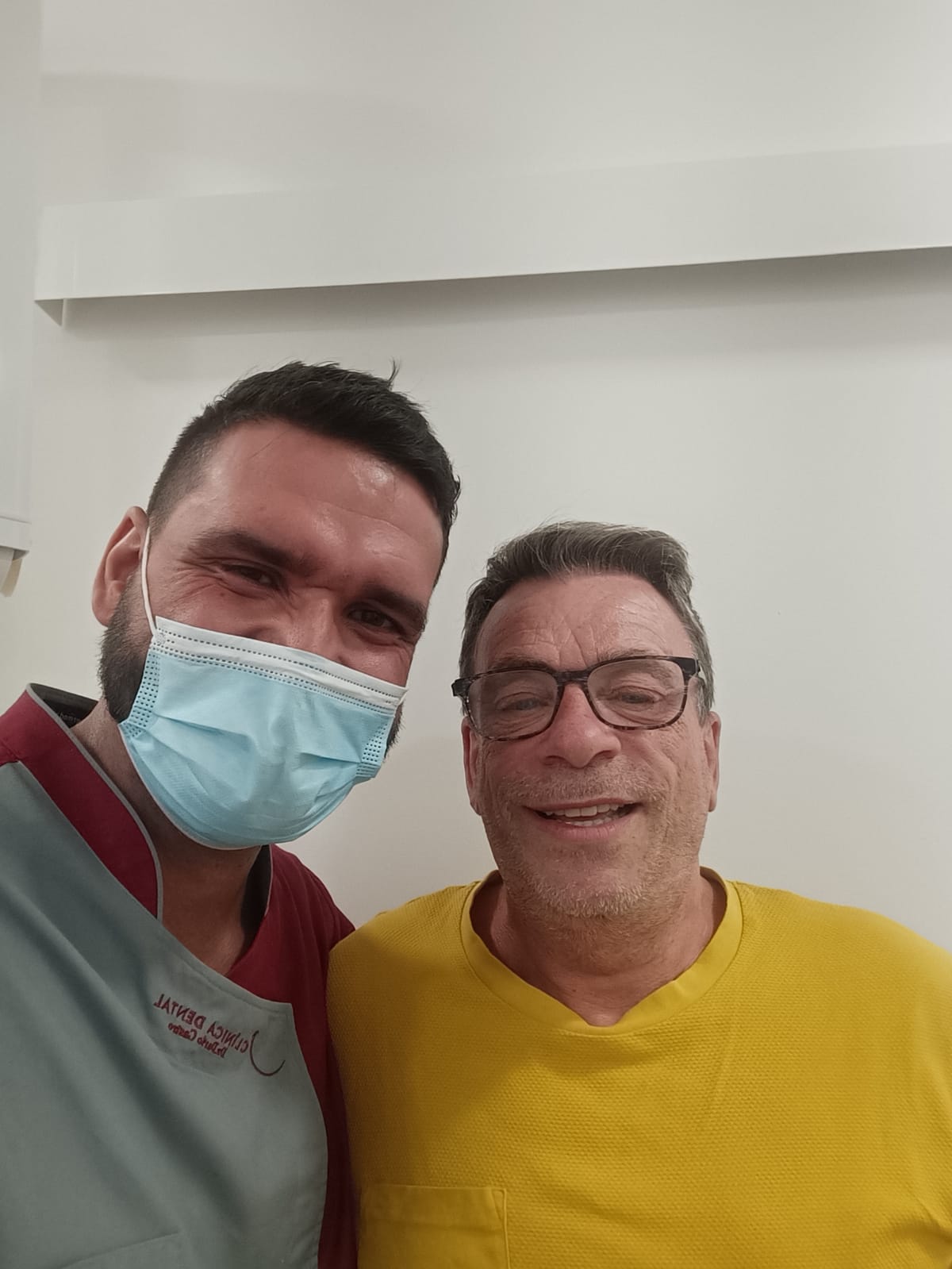 Implantes corticales en 24h. Sin injertos... sin inflamación...!!