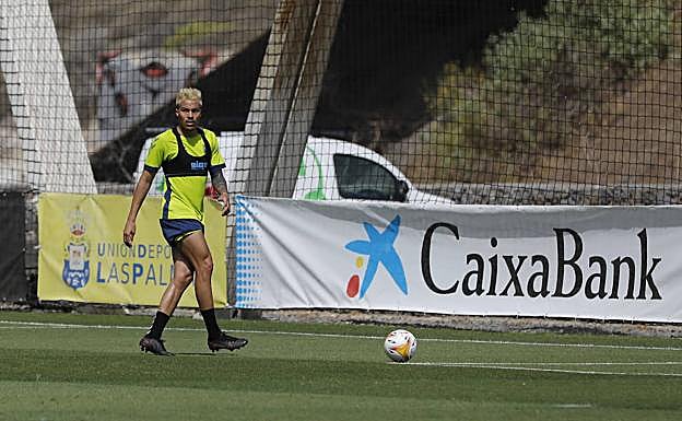 Imagen principal - La vista se nubla en la delantera desde la llegada de García Pimienta a los mandos