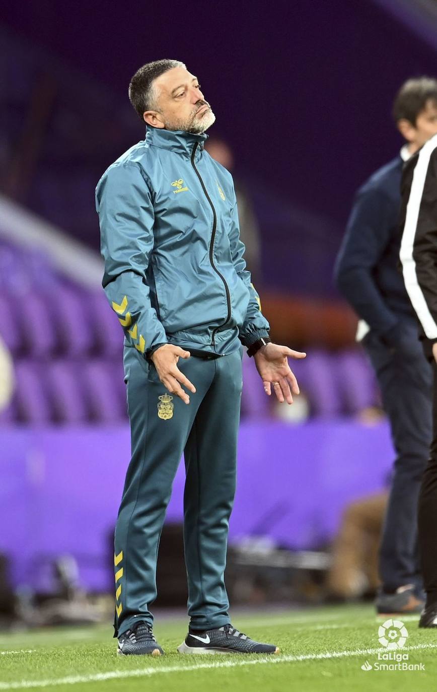 Fotos: La UD Las Palmas se impone al Valladolid