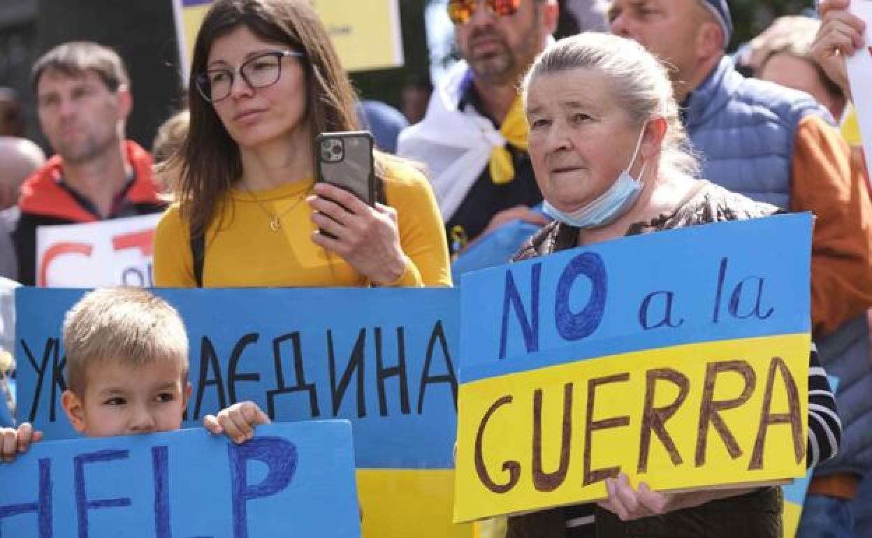 Foto de archivo de otras concentraciones de ciudadanos ucranianos. EP