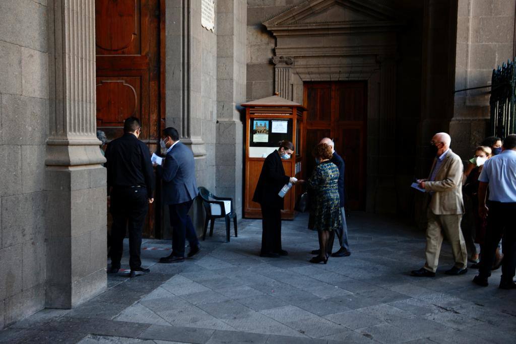 Fotos: Así fue la ordenación episcopal del nuevo obispo auxiliar de Canarias