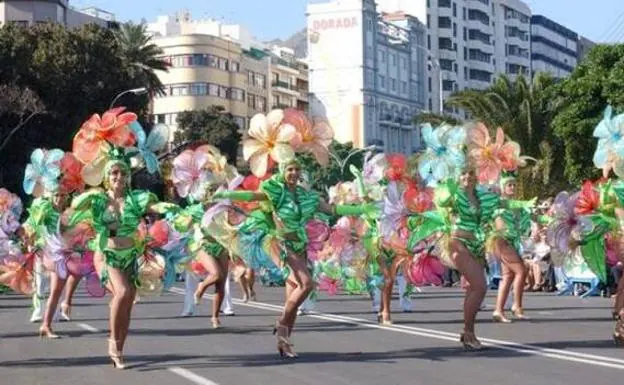 Pasacalles del Carnaval de Santa Cruz de Tenerife. 