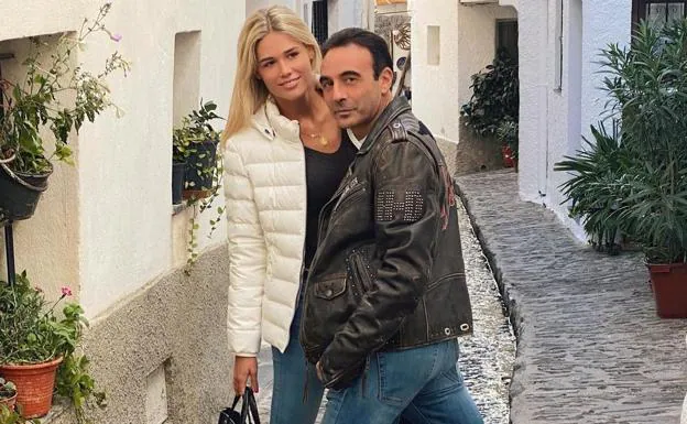 Besos y risas en el apasionado reencuentro entre Enrique Ponce y Ana Soria