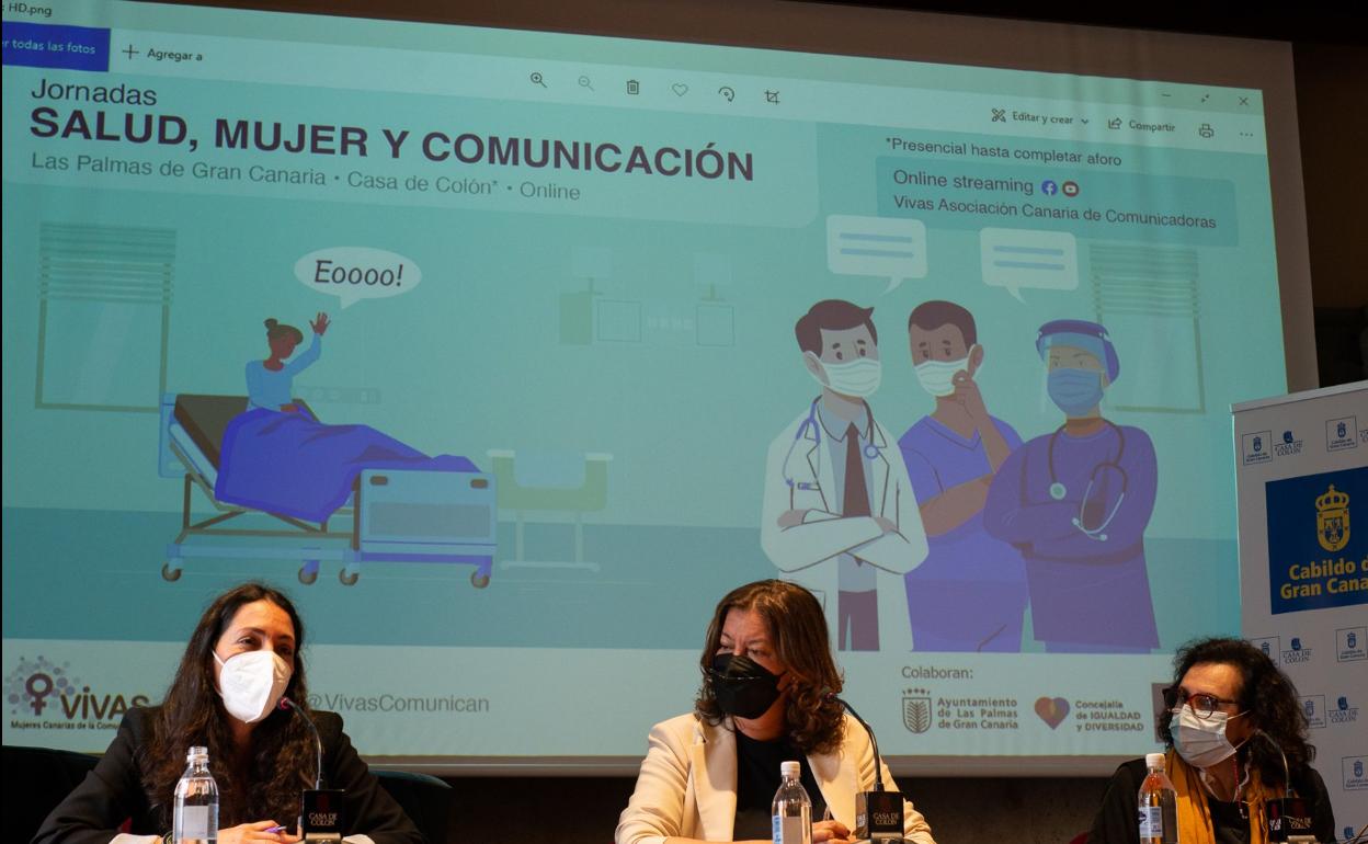 De izqda a dcha, Luisa del Rosario, Mari Carmen Reyes y Elena Acosta. 