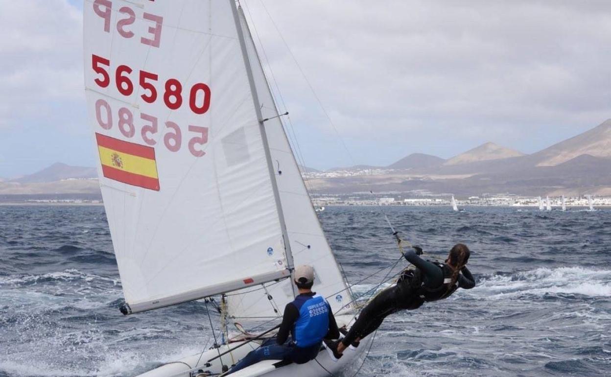 Los regatistas canarios afrontan varios desafíos en los días venideros. 