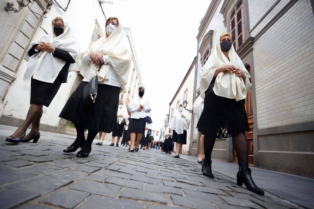 Fotos: La procesión de Las Mantillas vuelve a Vegueta