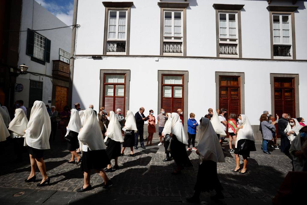 Fotos: La procesión de Las Mantillas vuelve a Vegueta