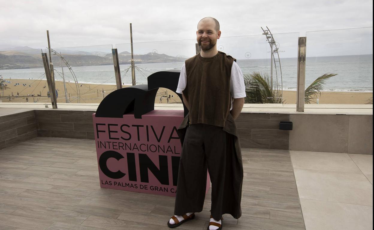 El cineasta Jordan Lord, en la capital grancanaria este viernes. 