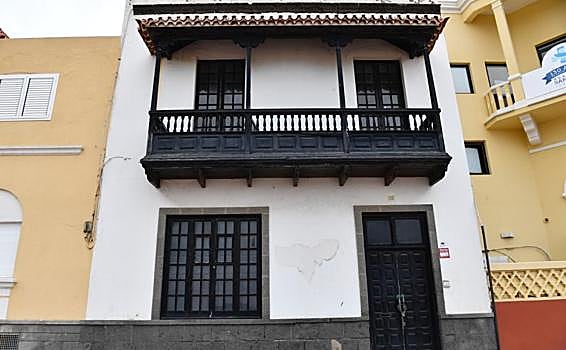 La casa del doctor Apolinario en el Paseo de Las Canteras. 