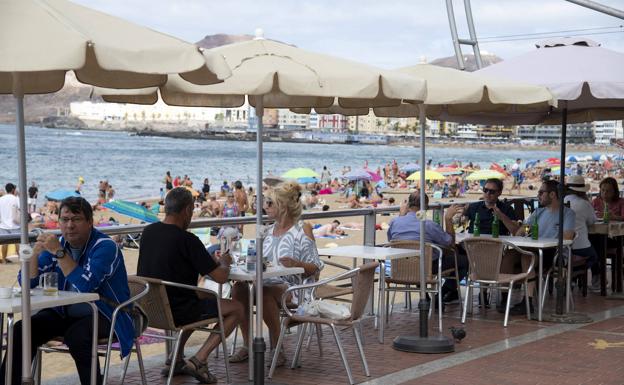 Un total de 48 terrazas exprés han solicitado su regularización este año en Las Palmas de Gran Canaria