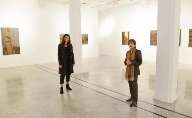 De izquiera a derecha, Alicia Pardilla y Maribel Nazco en el espacio artístico.
