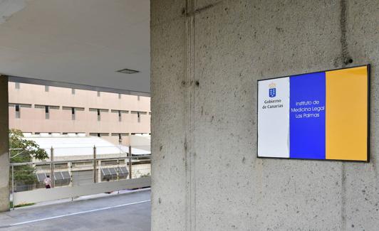 Entrada del Instituto de Medicina Legal y Ciencias Forenses de Las Palmas. 