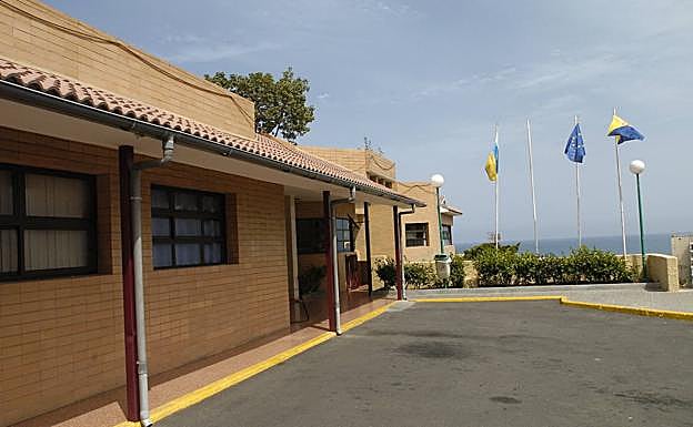 Entrada del CADI Reina Sofía, localizado en el barrio capitalino de El Lasso. 