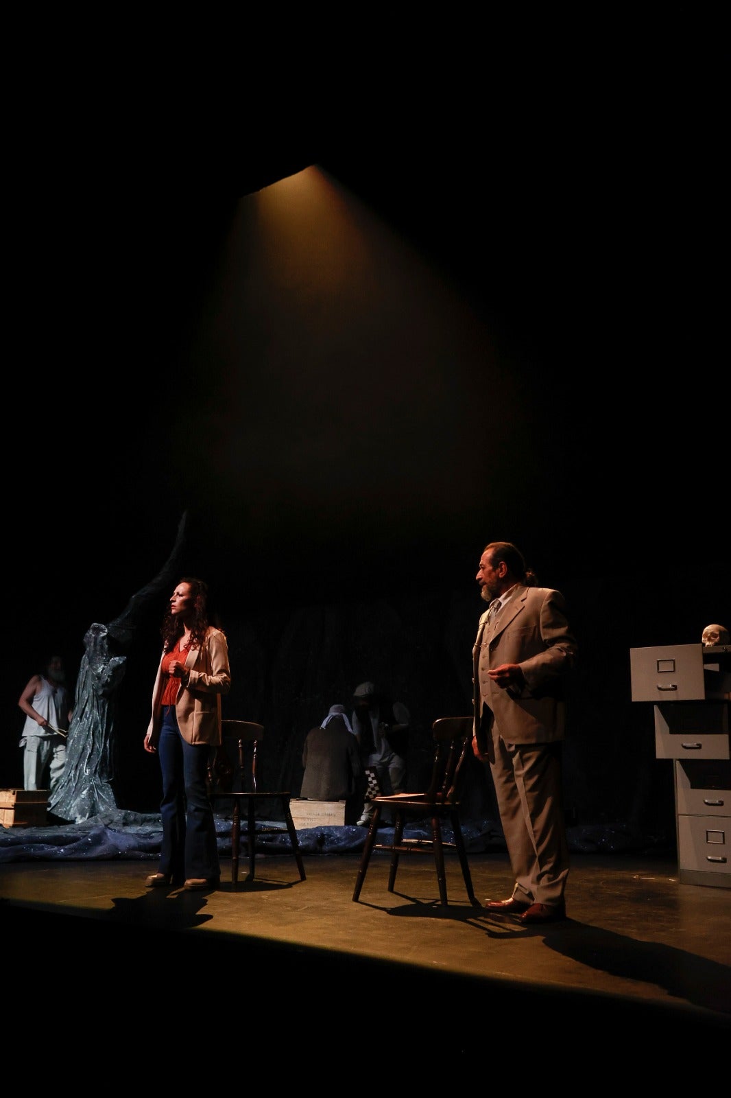 Fotos: El Cuyás acoge &#039;El jardín quemado&#039;