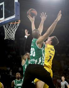 Imagen secundaria 2 - Imágenes del encuentro entre el Betis y el Gran Canaria. 