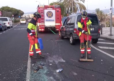 Imagen secundaria 1 - Un vuelco y tres vehículos implicados en Felo Monzón