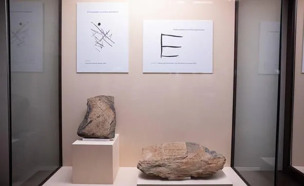 Otros grabados rupestres de la población prehispánica incorporados al Museo Canario. 