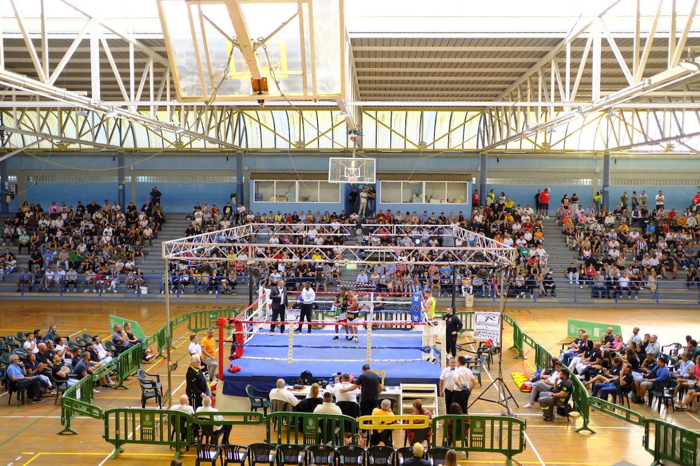 Fotos: La Copa Ciudad de Las Palmas de Gran Canaria de boxeo llenó el Juan Beltrán Sierra