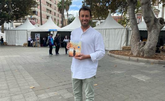 Matías Prats en la inauguración de la Feria del Libro en San Telmo.