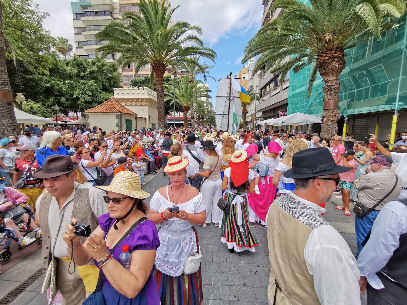 Fotos: El Paseo Romero regresa con fuerza