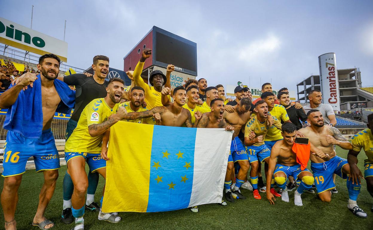 Así celebró el triunfo en el Gran Canaria la UD contra el Tenerife. 