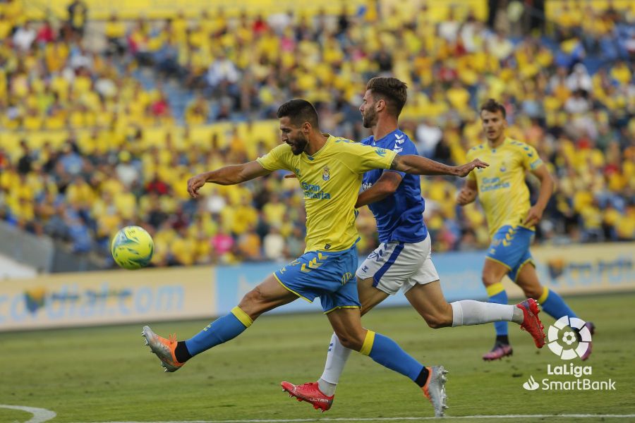 Fotos: Máxima tensión en el partido entre la UD y Tenerife