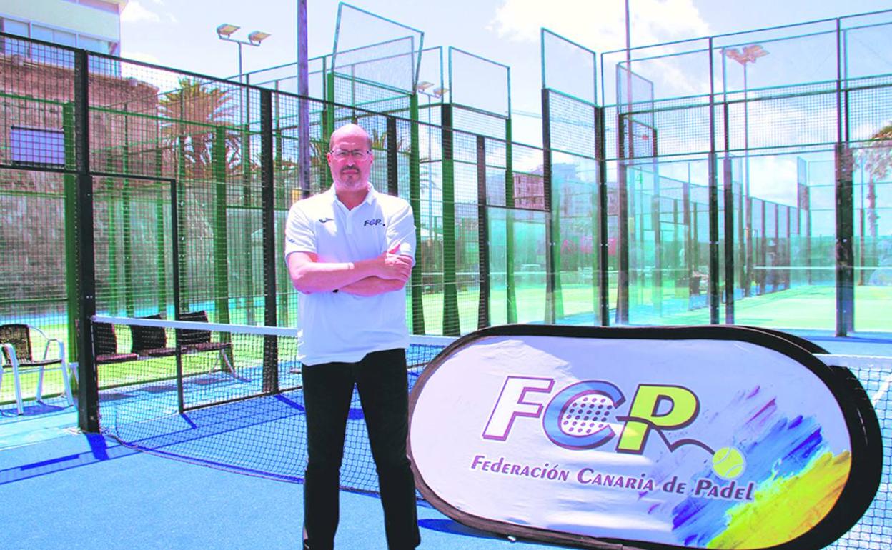 «Potenciar el pádel entre los más jóvenes es la clave»