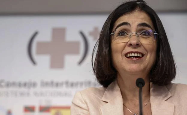Carolina Darias, durante la comparecencia tras la reunión del Consejo Interterritorial del SNS (CISNS), en el Palacio de la Generalitat Valenciana.
