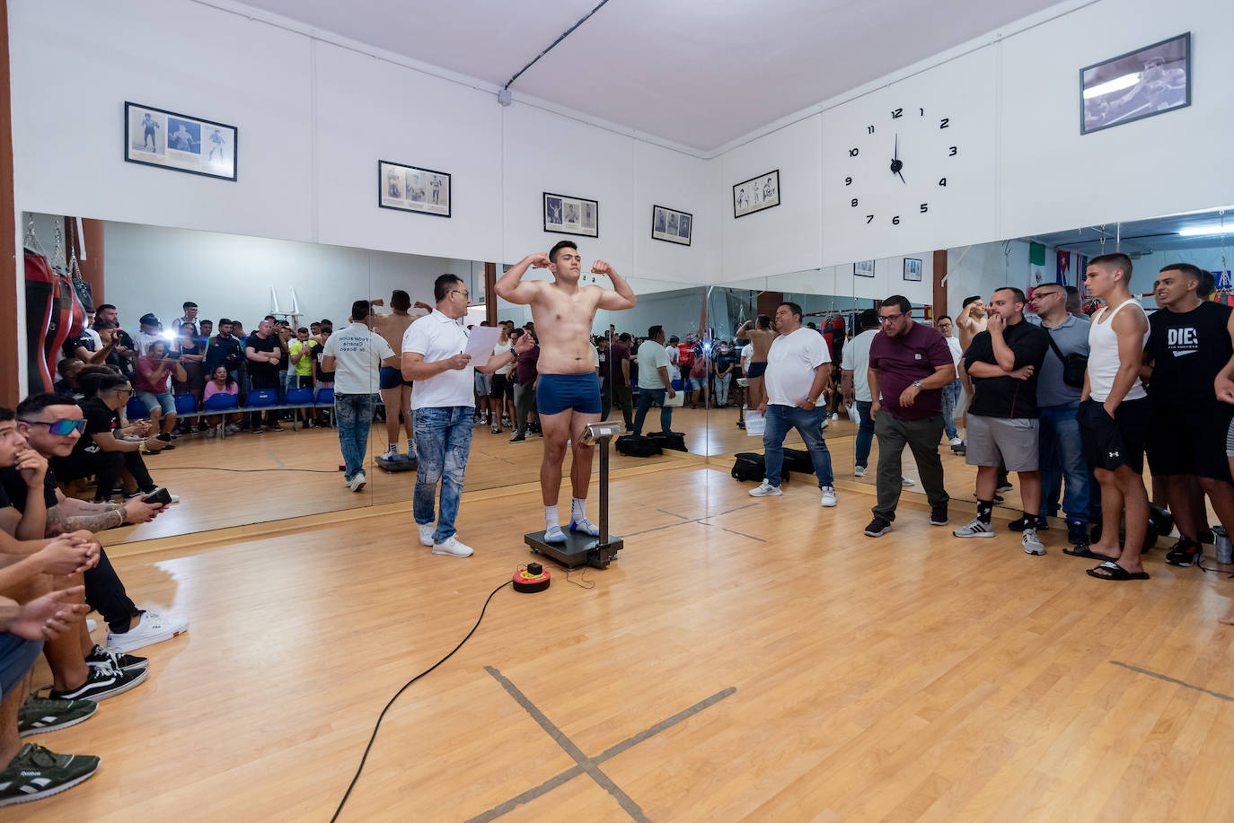 Fotos: Pesaje oficial para la velada «Boxea Canarias»