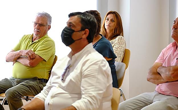 Herrera Martel, con Yaiza Sotorrío, en el juicio oral. 