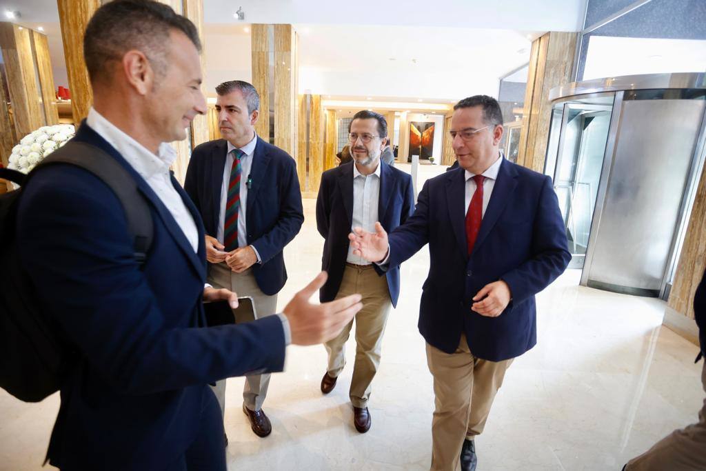 Fotos: El PP presenta su programa económico