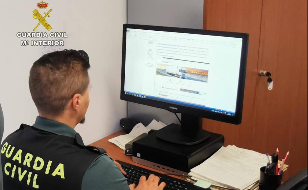 La Guardia Civil esclarece una estafa en Lanzarote mediante la técnica de 'pishing'