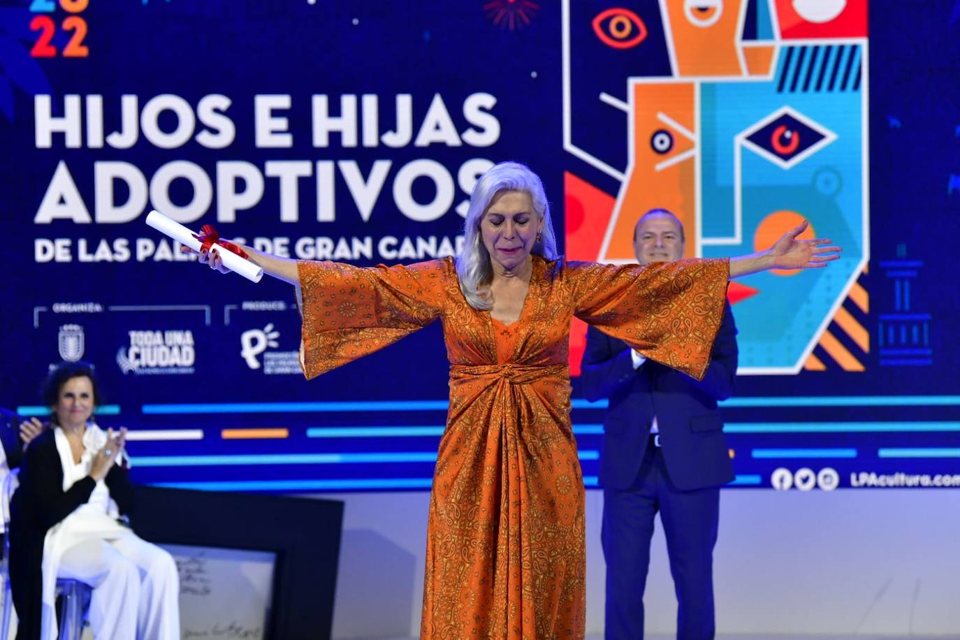 Fotos: La capital grancanaria destaca la labor de 23 personalidades e instituciones en su 544 aniversario