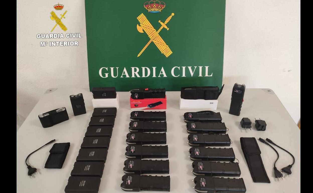 Las armas prohibidas por la Guardia Civil. 