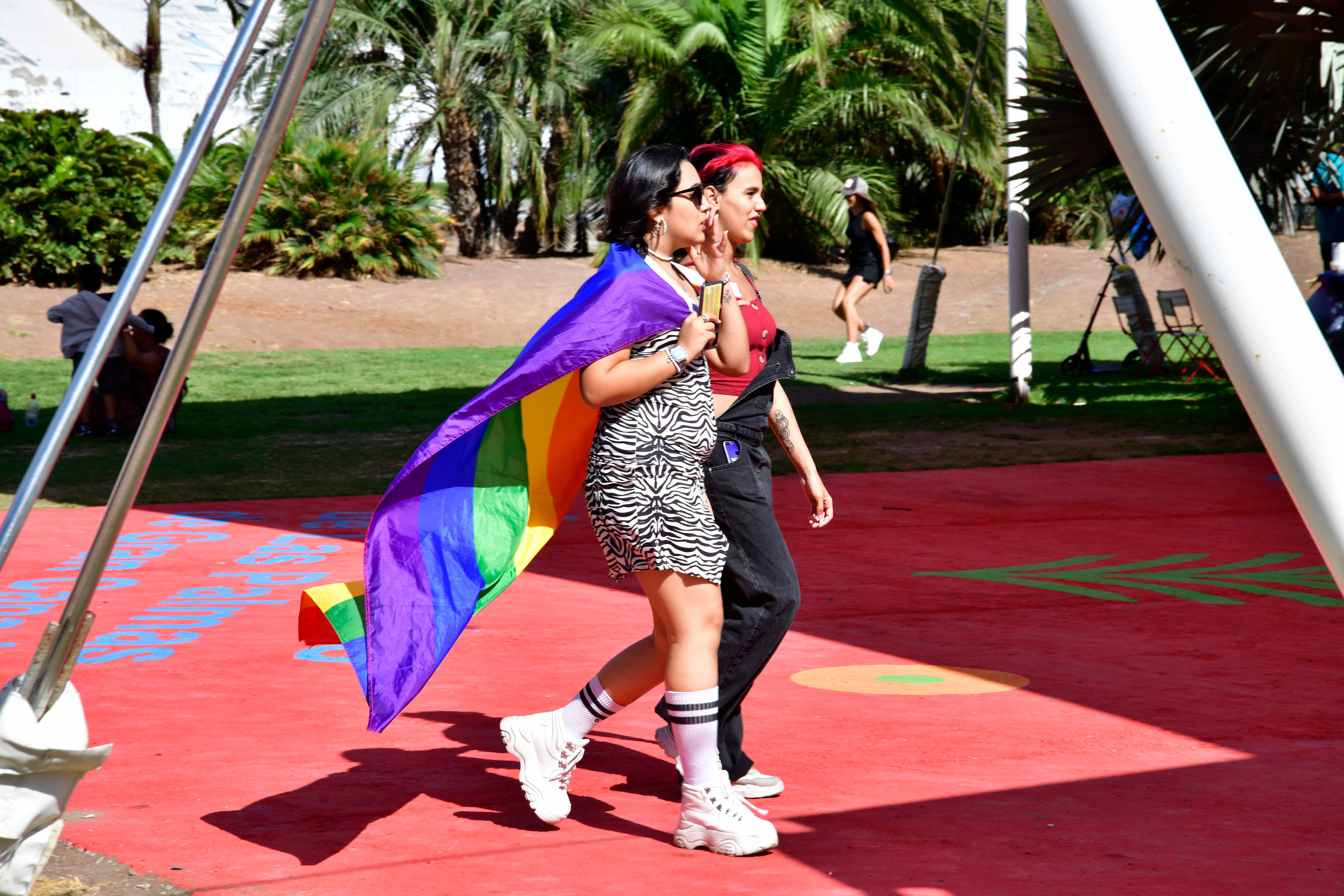 Fotos: El antiguo Insular se viste de orgullo