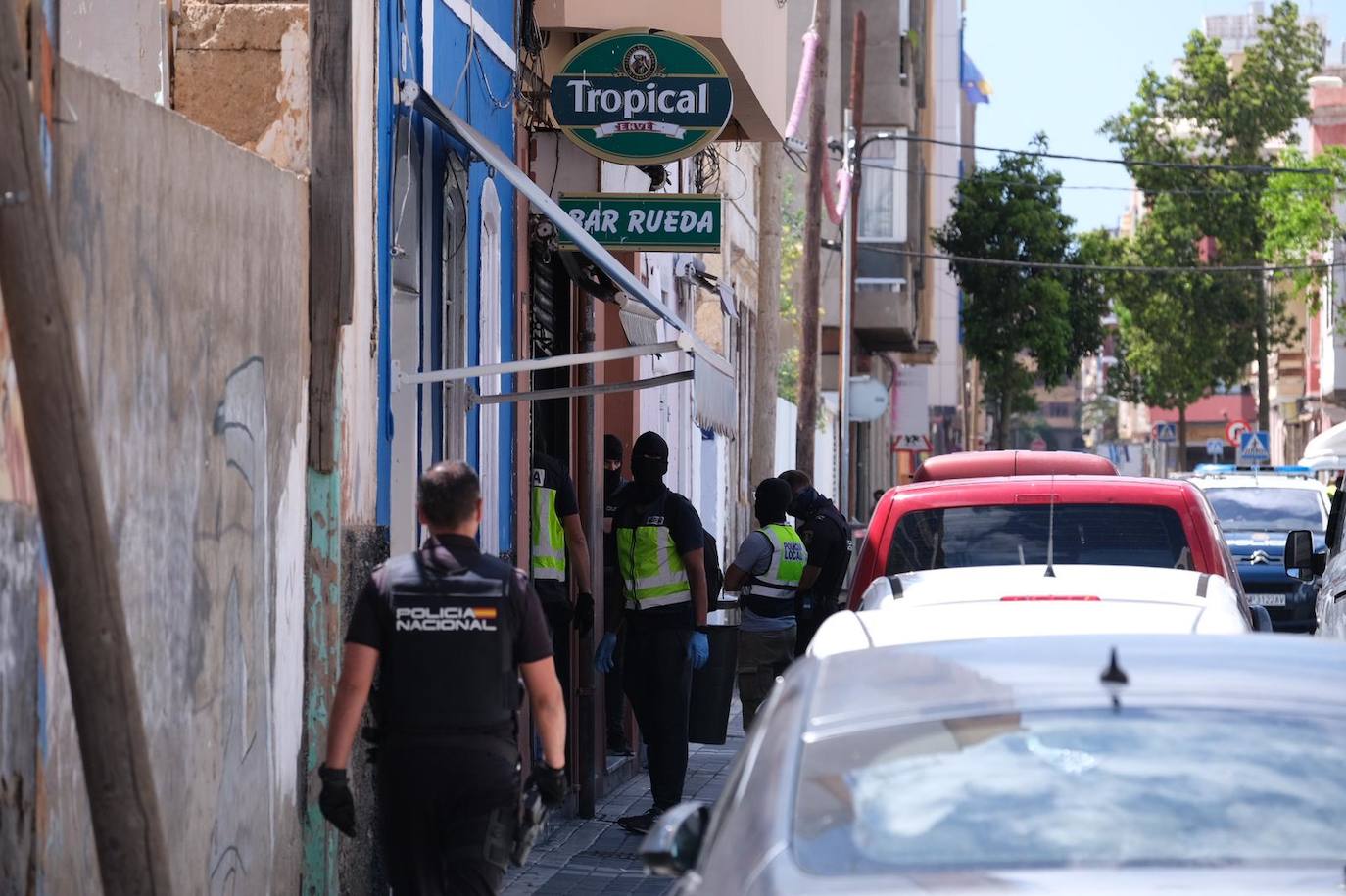 Imagen y vídeo de operativo policial. 