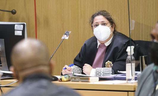 La fiscal de extranjería, Teseida García. 